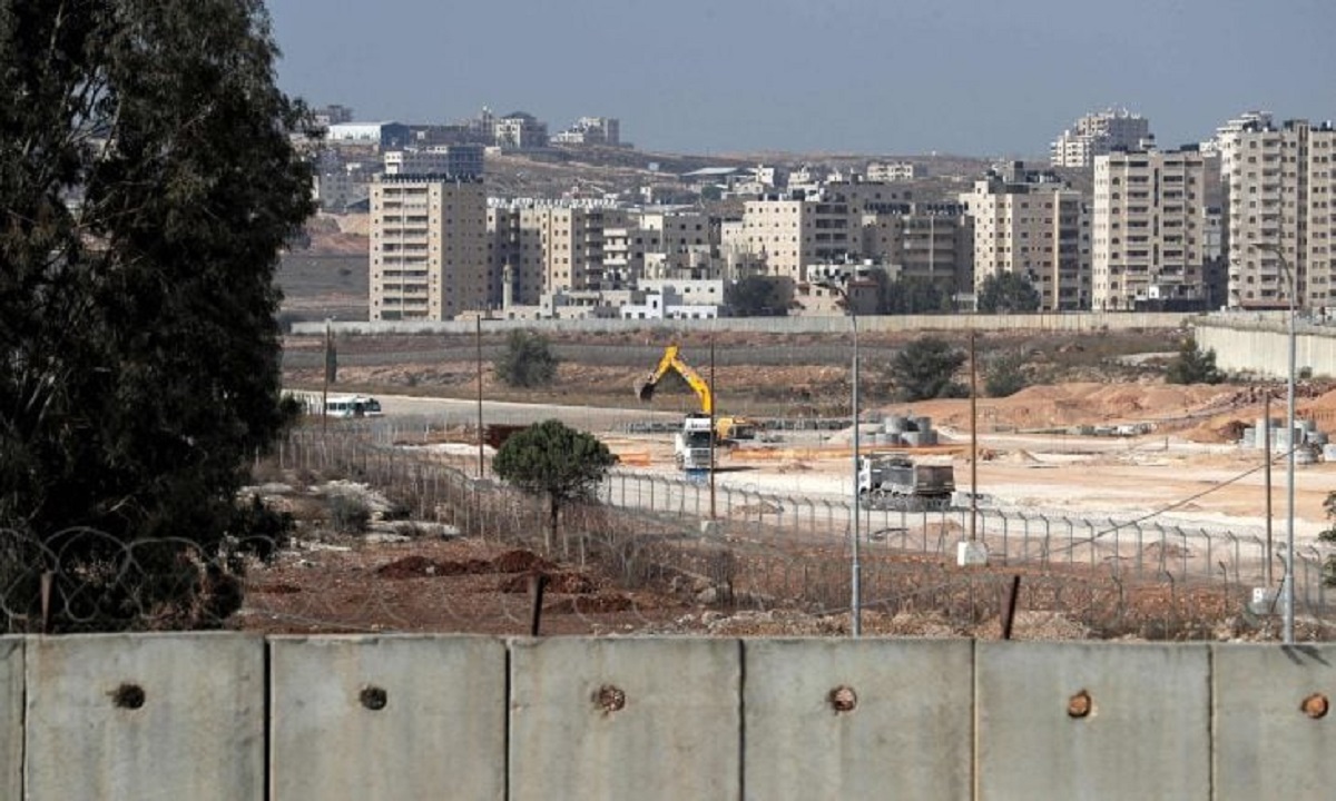 تحذير فلسطيني من مخطط استيطاني يفصل شمال القدس عن محيطها